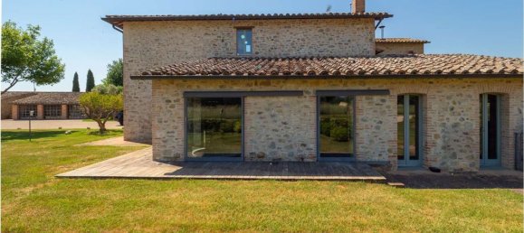 18 rooms House in Perugia, Italy No. 307625 5