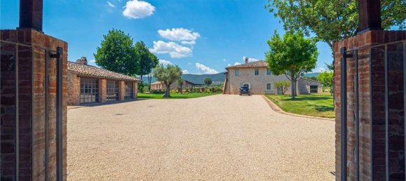 18 rooms House in Perugia, Italy No. 307625 4