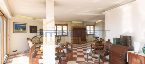 3 bedrooms Penthouse in Merate, Italy No. 75176 9