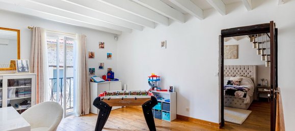 4 bedrooms House in Mantes-la-Ville, France No. 329541 8