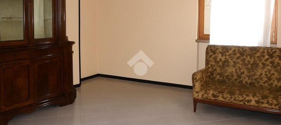 4 Schlafzimmer Wohnung in Montecorvino Pugliano, Italy, Nr. 273376 22