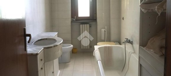 4 Schlafzimmer Wohnung in Montecorvino Pugliano, Italy, Nr. 273376 24