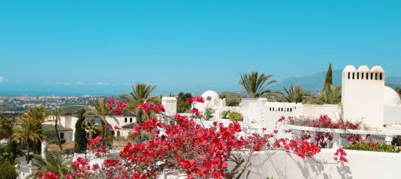 3 bedrooms Penthouse in Marbella, Spain No. 99321 15