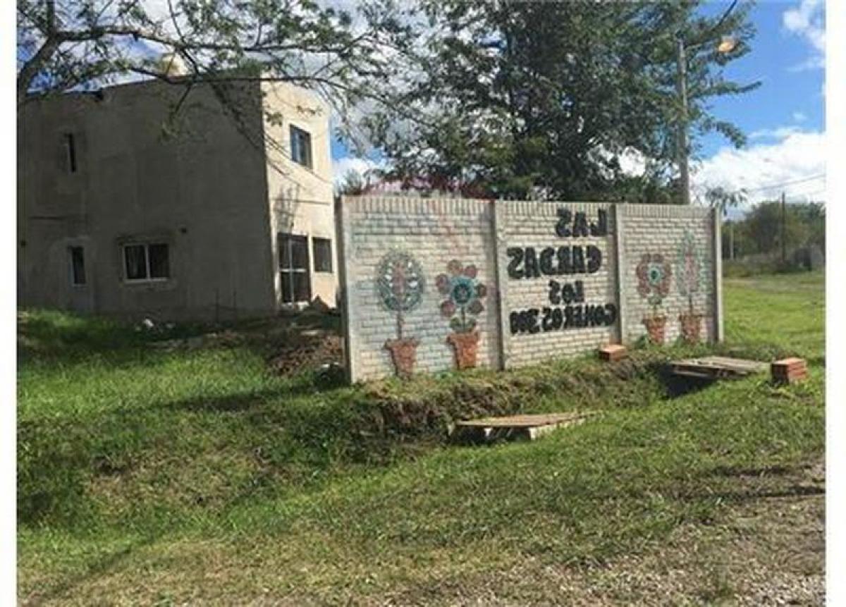  Land in Escobar, Argentina No. 42497