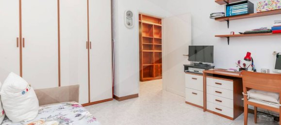 3غرفة شقة في Milan, Italy رقم 242066 10