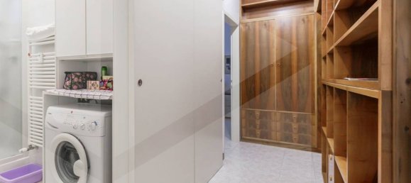 3غرفة شقة في Milan, Italy رقم 242066 24