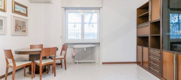 3غرفة شقة في Milan, Italy رقم 242066 19