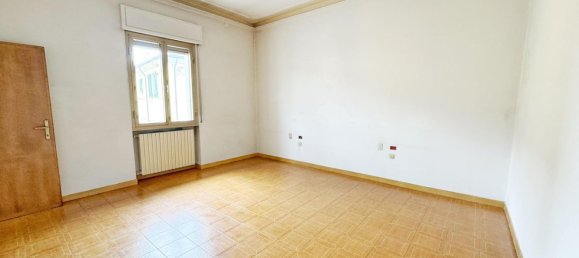 Casa T4 em Prato, Italy N.º 323167 16