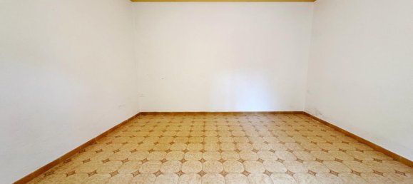 Casa T4 em Prato, Italy N.º 323167 4