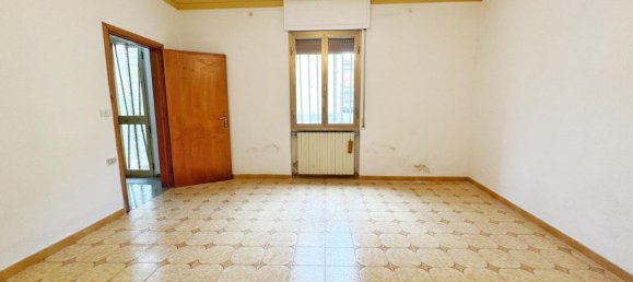 Casa T4 em Prato, Italy N.º 323167 25