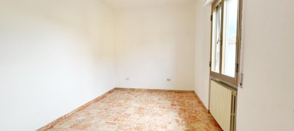 Casa T4 em Prato, Italy N.º 323167 13