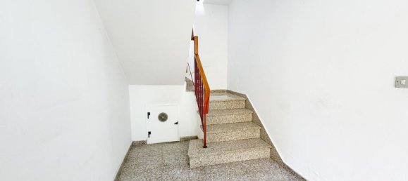 Casa T4 em Prato, Italy N.º 323167 12