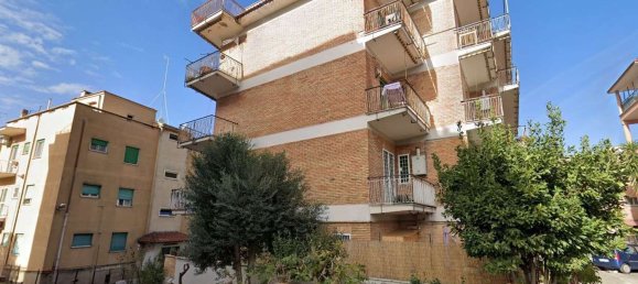 Квартира с 2 спальнями в Рим, Италия № 335194 5