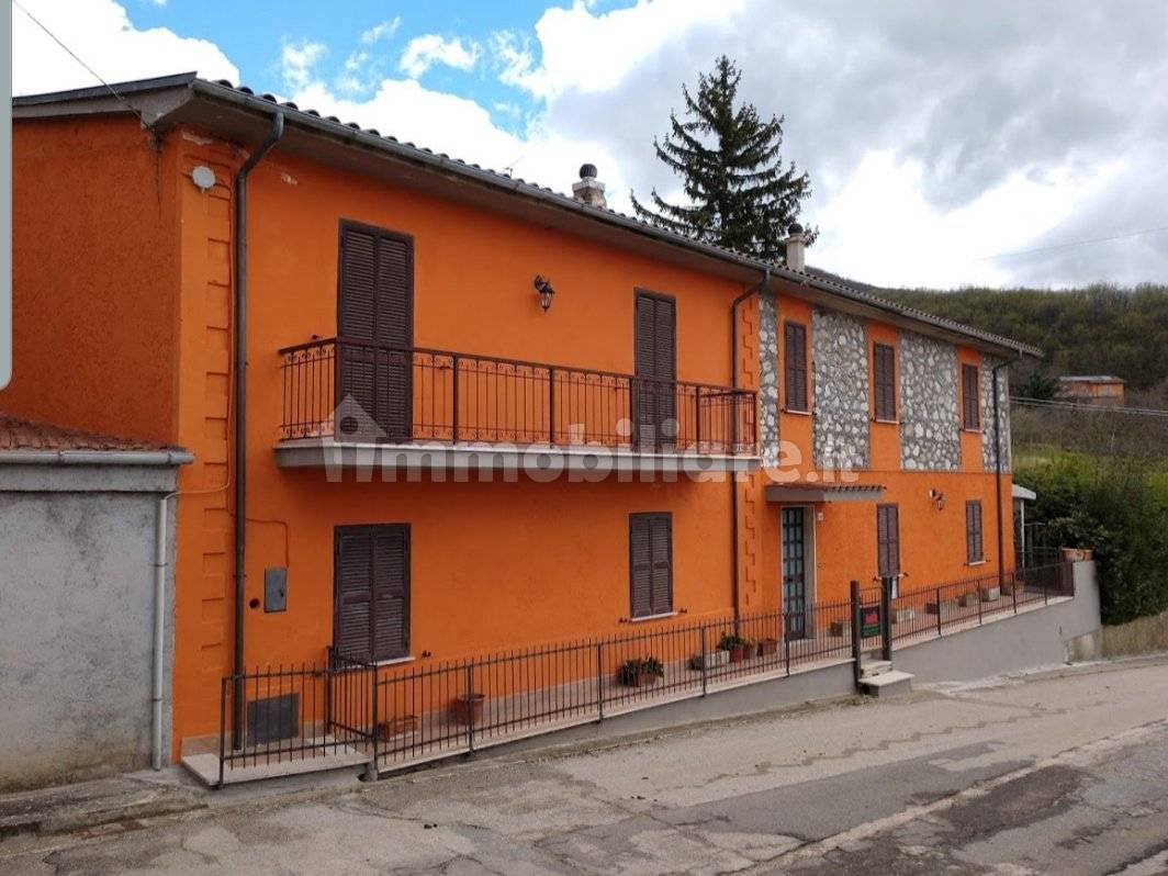 5 chambres Maison à Cittaducale, Italy No. 206794