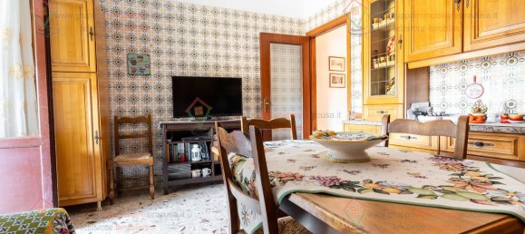 4 rooms Apartment in Syracuse, Italy No. 243866 4