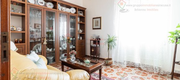 4 rooms Apartment in Syracuse, Italy No. 243866 2
