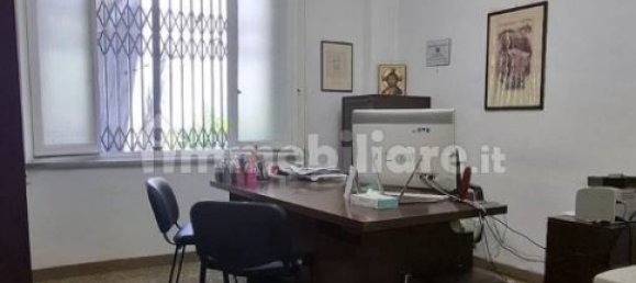 3 chambres Appartement à Rome, Italy No. 320176 9