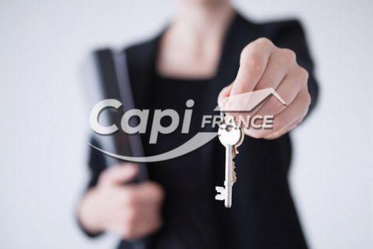 Büro in Yerres, France 47m², Nr. 20200