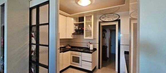 4 rooms Apartment in Fermo, Italy No. 157587 6