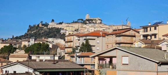 4 rooms Apartment in Fermo, Italy No. 157587 25