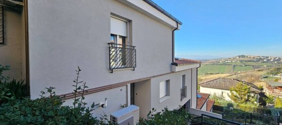 4 rooms Apartment in Fermo, Italy No. 157587 22