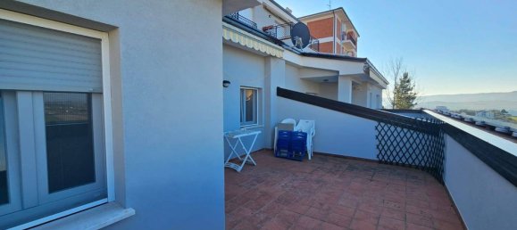 4 rooms Apartment in Fermo, Italy No. 157587 12