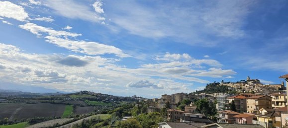 4 rooms Apartment in Fermo, Italy No. 157587 28