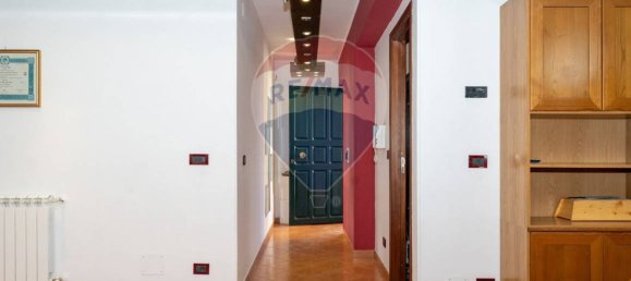 3 Schlafzimmer Wohnung in Adrano, Italy, Nr. 170716 21