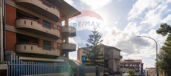 3 Schlafzimmer Wohnung in Adrano, Italy, Nr. 170716 3