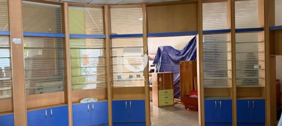 Gewerbliche Immobilie in Gandia, Spain 165m², Nr. 175890 2