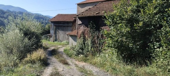 8 Schlafzimmer Haus in Varese Ligure, Italy, Nr. 363114 24