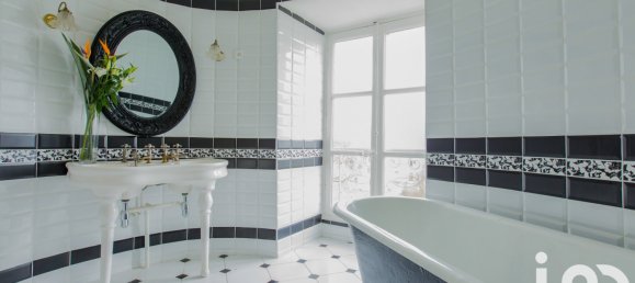 72 rooms Castles in Blet, France No. 66540 17