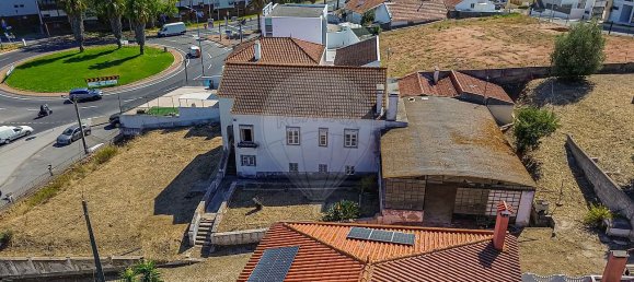 4 bedrooms House in Loures, Portugal No. 46399 17