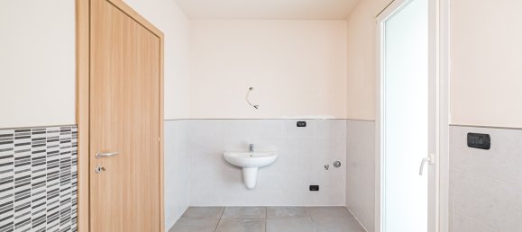 Apartamento de 4 habitaciónes en Piasco, Italy No. 149441 17