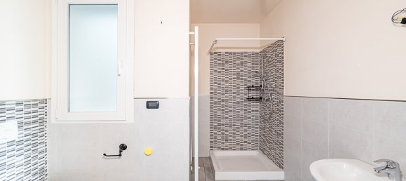 Apartamento de 4 habitaciónes en Piasco, Italy No. 149441 13