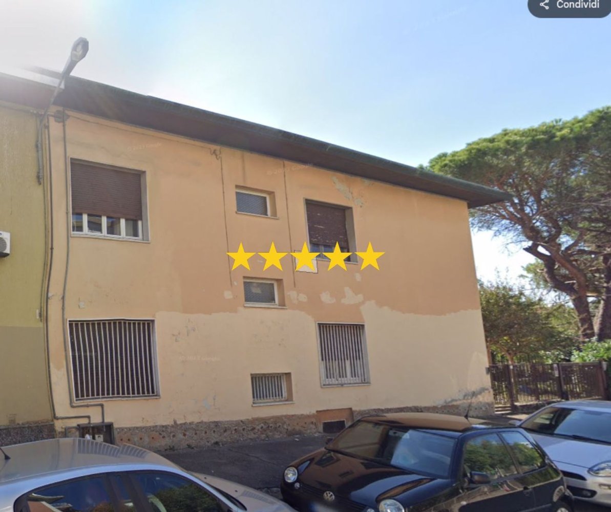 7غرفة شقة في Cassano Magnago, Italy رقم 184547