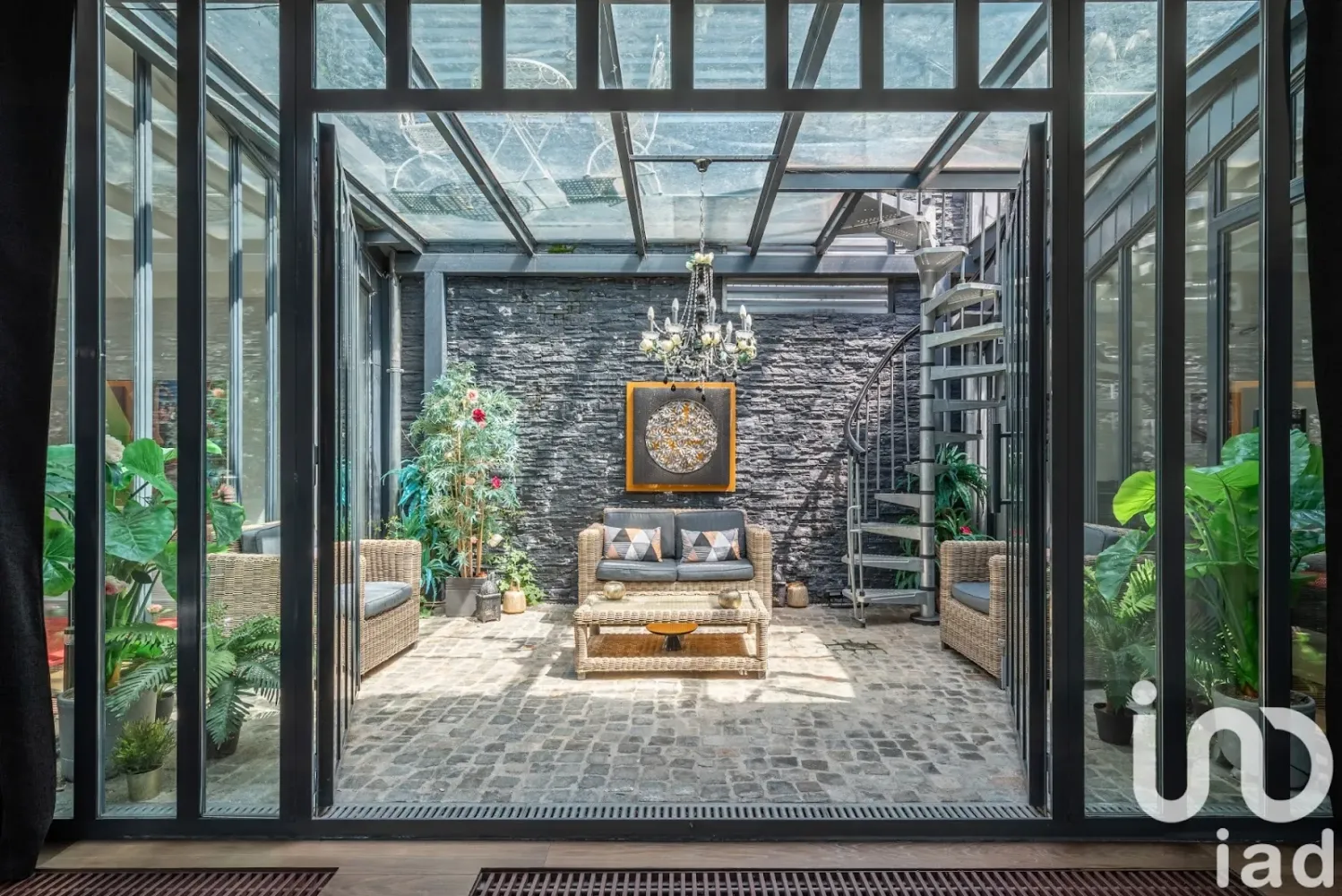 Квартира с 6 комнатами в Гренобль, Франция № 348121