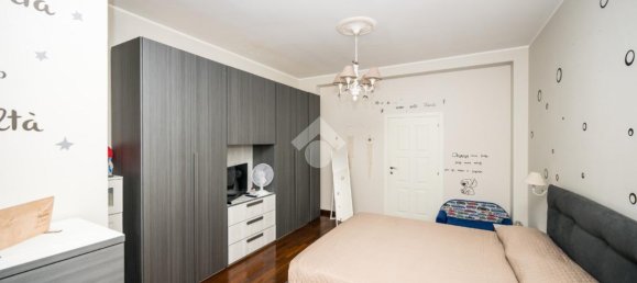 Apartamento de 4 habitaciónes en Milan, Italy No. 247243 21