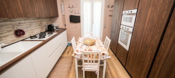 Apartamento de 4 habitaciónes en Milan, Italy No. 247243 12
