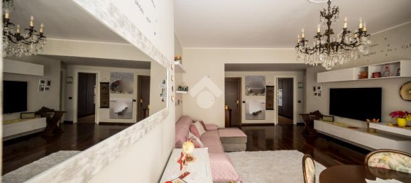 Apartamento de 4 habitaciónes en Milan, Italy No. 247243 35