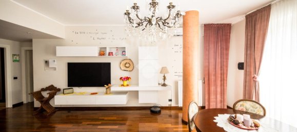 Apartamento de 4 habitaciónes en Milan, Italy No. 247243 16