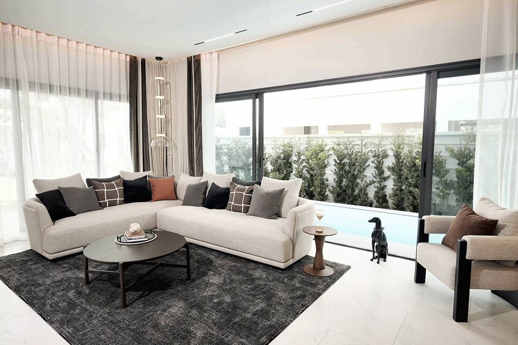 Дом с 4 спальнями в Банг Ламунг, Таиланд № 22291