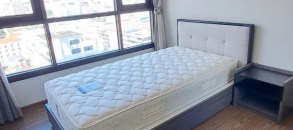 Кондоминиум  с 2 спальнями в Ваттхана, Таиланд № 64488 17