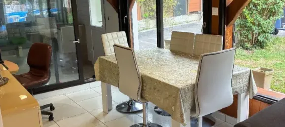 Casa T4 em La Chapelle-Saint-Luc, France N.º 354801 4