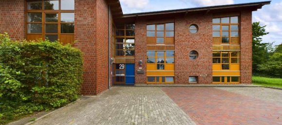 Здание с 15 комнатами в Ольденбург, Германия № 144161 4