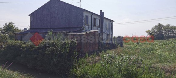 4 bedrooms Villa in Casaleone, Italy No. 111893 16