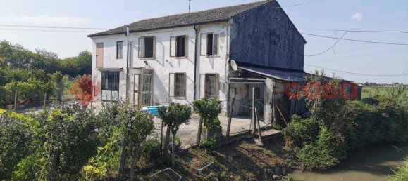 4 bedrooms Villa in Casaleone, Italy No. 111893 10