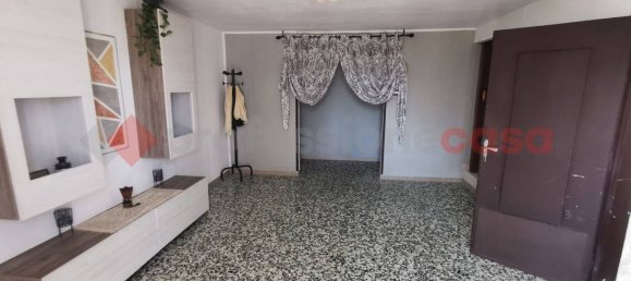 4 bedrooms Villa in Casaleone, Italy No. 111893 15