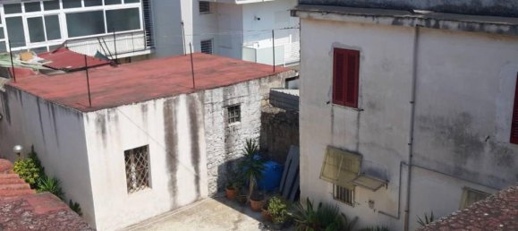 4 rooms Apartment in Marigliano, Italy No. 109410 25