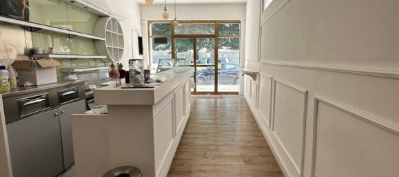 60m² Commercial property in Lucca, Italy No. 328568 5